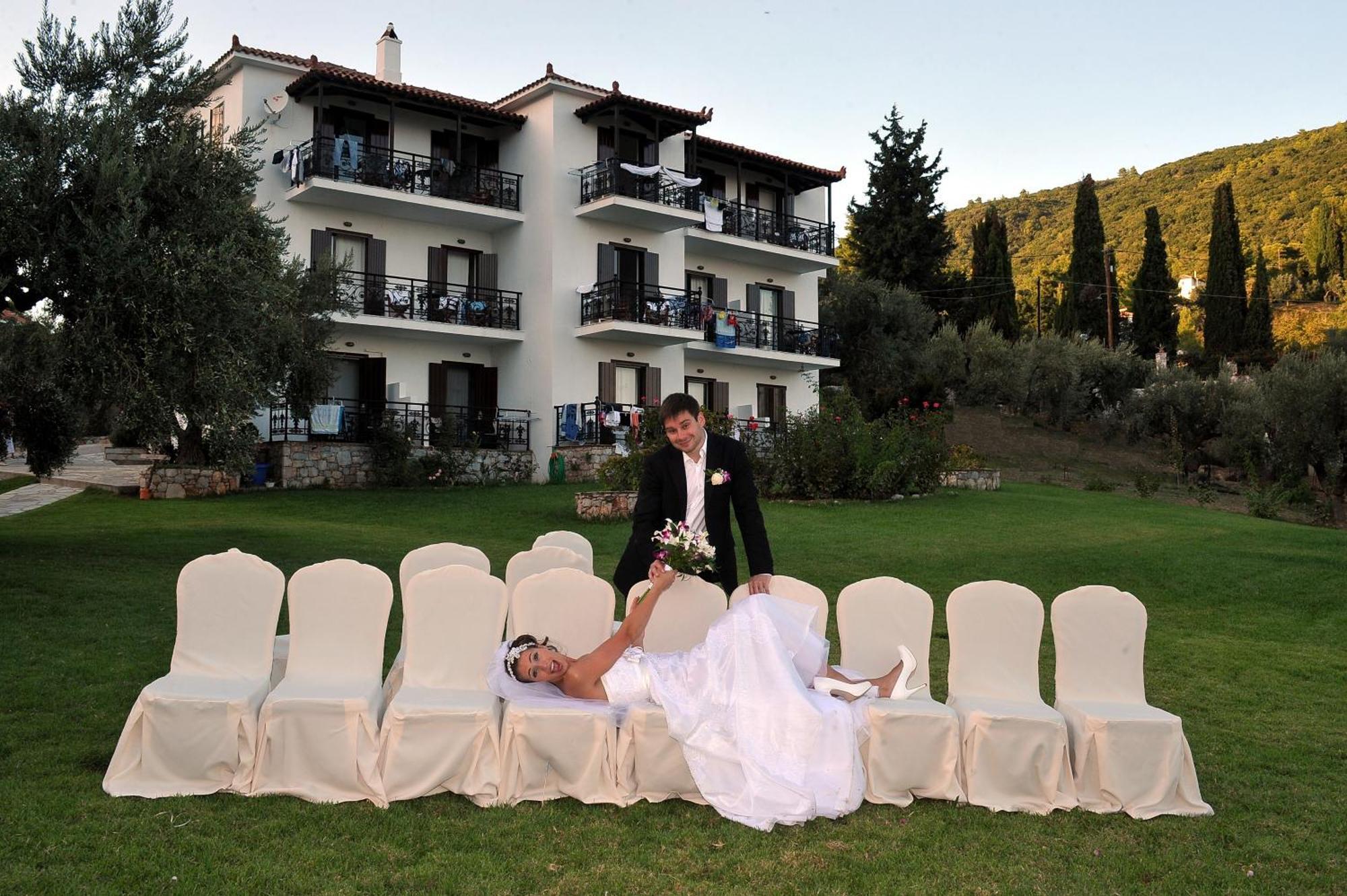 Mando Beachfront Stafylos Exterior foto