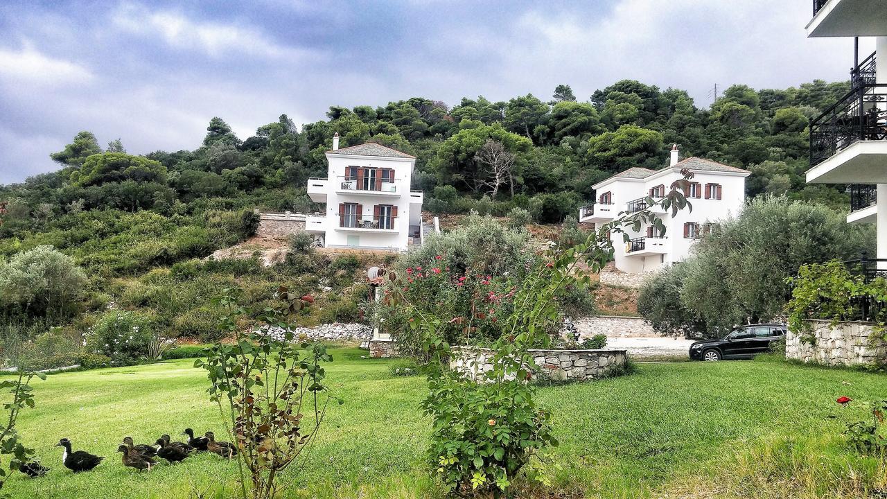 Mando Beachfront Stafylos Exterior foto